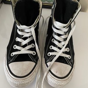 Black converse high tops